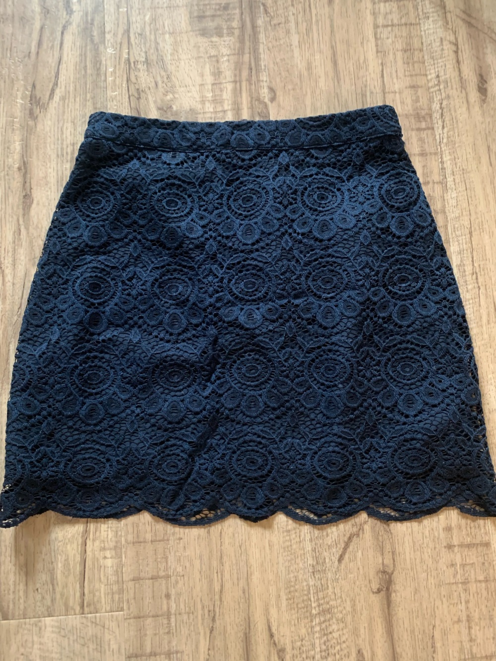 ⭐️2 for $20⭐️ Hollister Blue High-waisted Lace Mini Skirt with Scalloped Edge